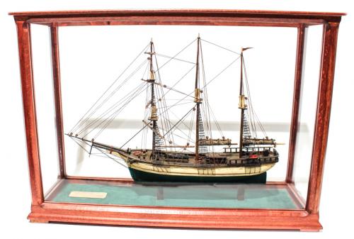 MAQUETA DE BARCO