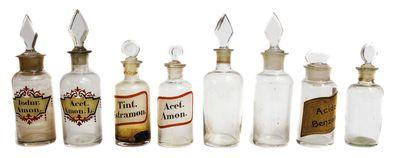 GRAN LOTE DE 16 BOTELLAS DE FARMACIA
