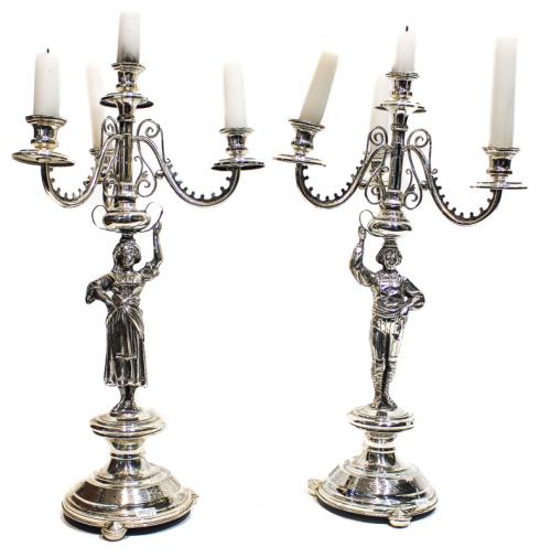 PAREJA DE CANDELABROS EN PLATA FLES. S.XIX