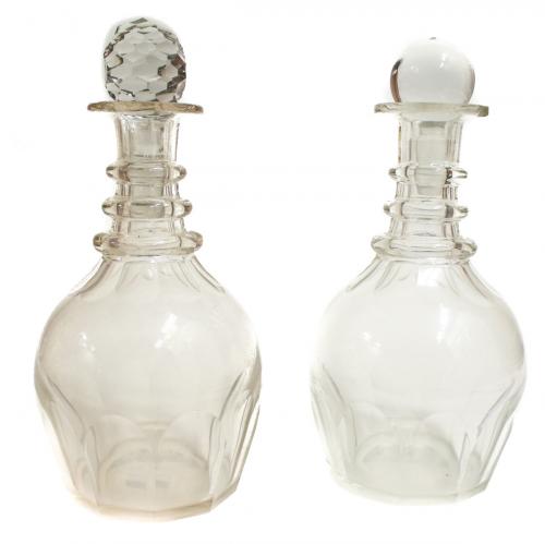 PAREJA DE BOTELLAS EN CRISTAL SOPLADO