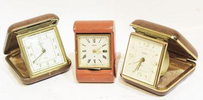 TRES RELOJES DESPERTADOR DE MEDIADOS DE S. XX