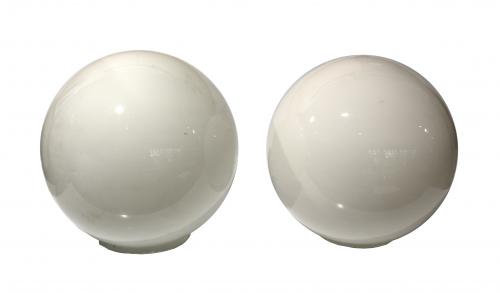 DOS PANTALLAS DE GLOBO EN OPALINA