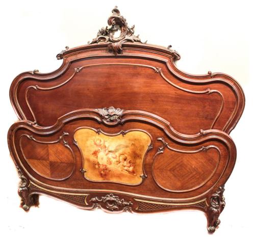 CAMA MODERNISTA CIRCA 1900