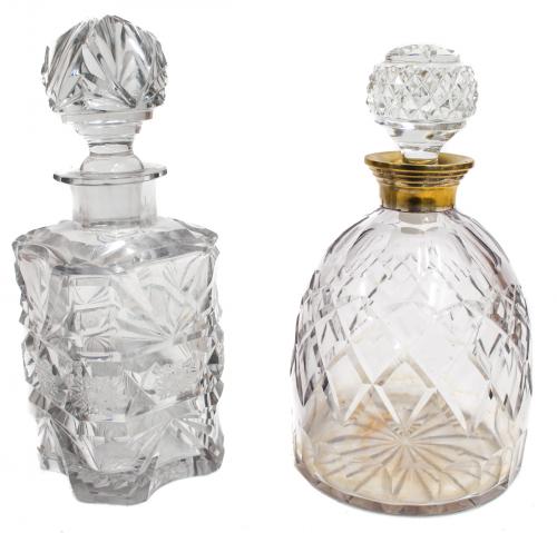 DOS BOTELLAS LICORERAS