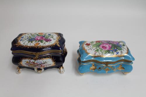 DOS CAJAS EN PORCELANA