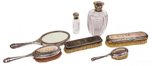 CONJUNTO DE TOCADOR EN PLATA. PRINCIPIOS DEL SIGLO XX