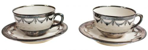 PAREJA DE TAZAS DE TÉ CON SU PLATO