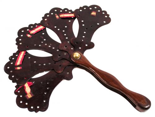 ABANICO PLEGABLE DE MADERA. PRINCIPIOS DEL SIGLO XX