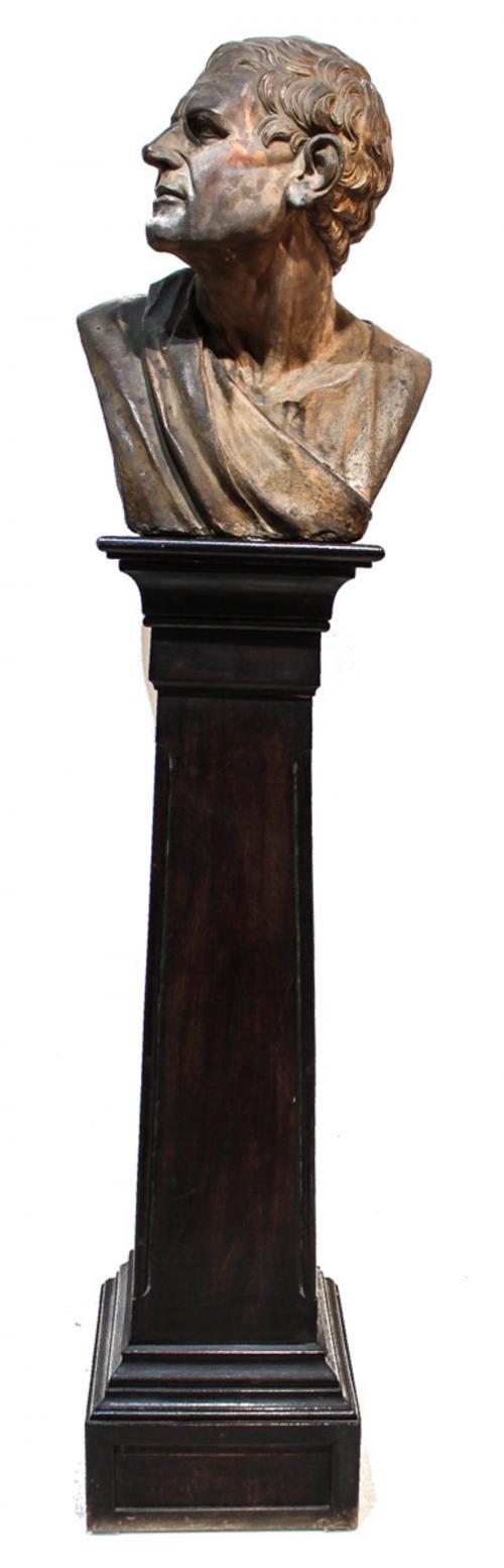 "BUSTO DE ARATO"
