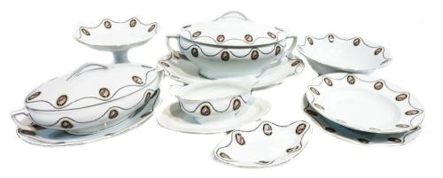 VAJILLA EN PORCELANA PARA 12 SERVICIOS