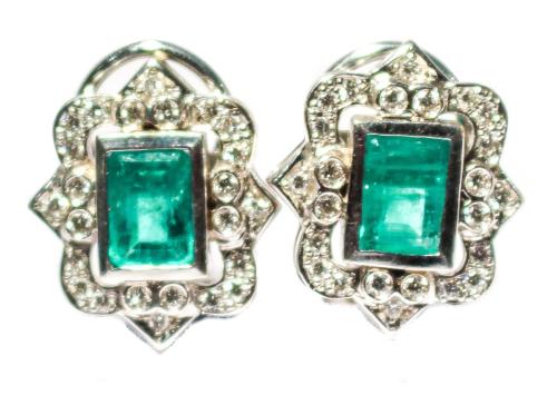 PENDIENTES CON ESMERALDA Y BRILLANTES