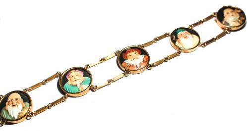 PULSERA CON CAMAFEOS ORIENTALES