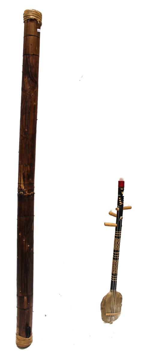 DOS INSTRUMENTOS MUSICALES