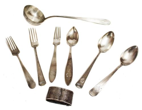 LOTE DE CUBIERTOS EN PLATA