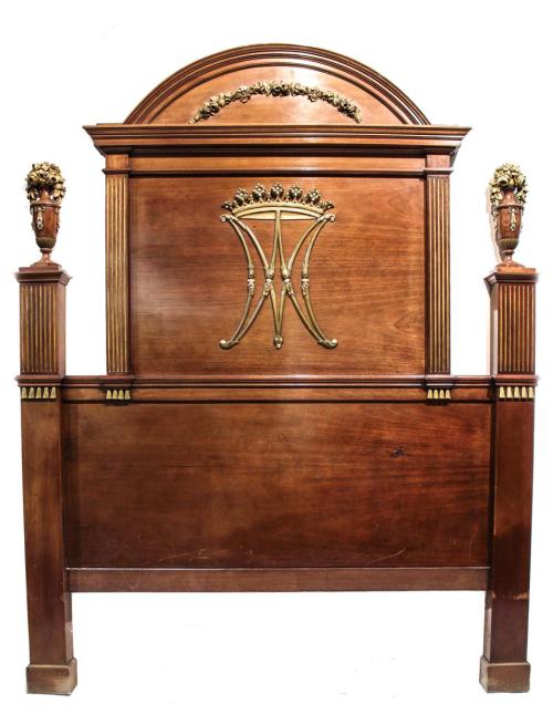 CABEZAL DE CAMA ESTILO CARLOS IV