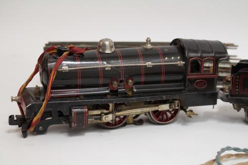 TREN FRANCÉS MEDIADOS DEL SIGLO XX