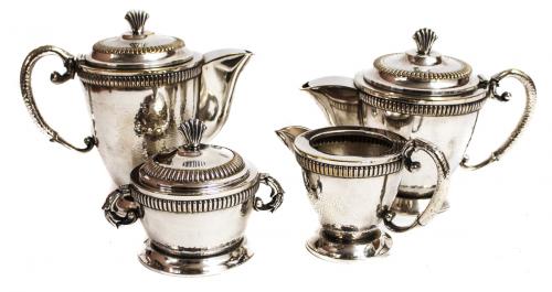 SERVICIO DE CAFÉ Y TÉ EN METAL PLATEADO
