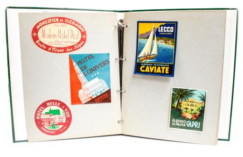 ALBUN DE POSTALES Y ETIQUETAS DE HOTELES