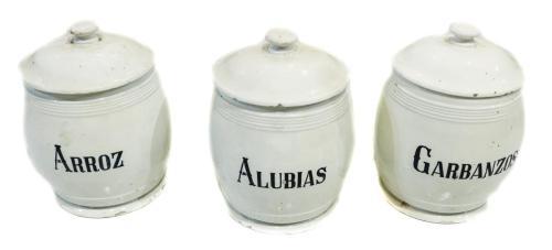 TRES TARROS DE COCINA DEL PRIMER TERCIO S.XX