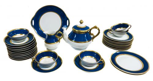 JUEGO DE TE EN PORCELANA
