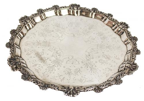 CENTRO DE MESA EN PLATA