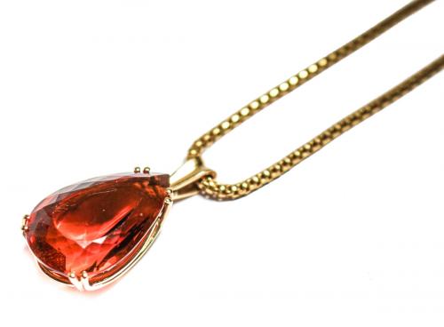 COLGANTE CON TOPACIO IMPERIAL