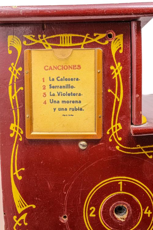 ORGANILLO DE JUGUETE DE MEDIADOS DEL S.XX