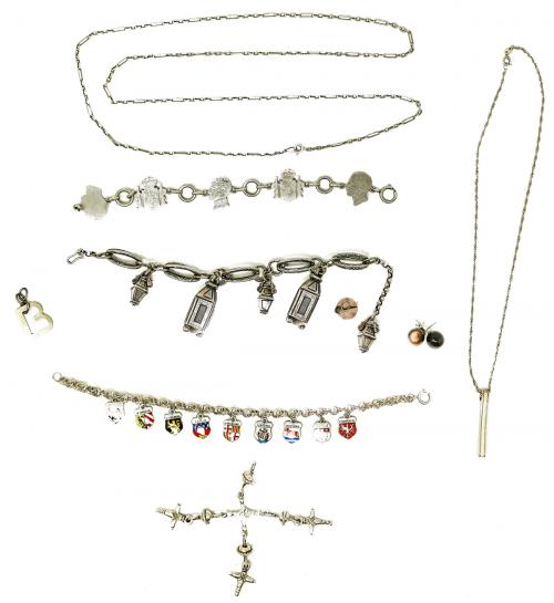 LOTE DE JOYERÍA DE PLATA Y METAL PLATEADO