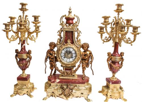 RELOJ CON GUARNICIÓN
