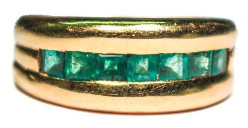 ANILLO CON ESMERALDAS