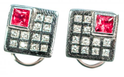 PENDIENTES CON RUBÍES Y BRILLANTES