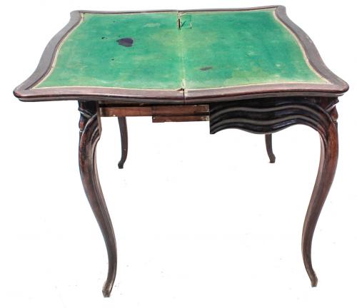 MESA DE JUEGO DEL SIGLO XIX
