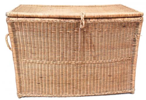 BAUL DE MIMBRE VIETNAMITA DE PPS. DEL S.XX
