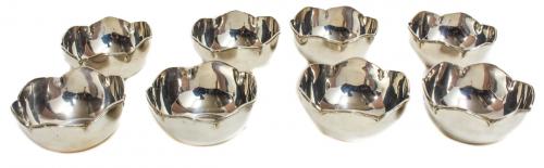 CONJUNTO DE BOLES EN PLATA. MEDIADOS DEL SIGLO XX