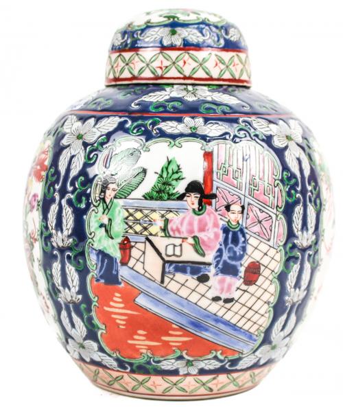PEQUEÑO CENTRO DE MESA EN PORCELANA