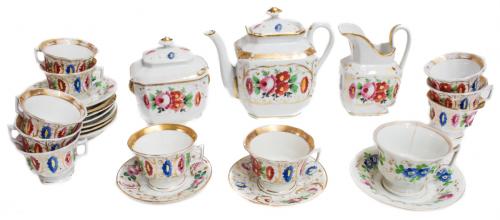JUEGO DE TÉ EN PORCELANA DE FLES. S.XIX
