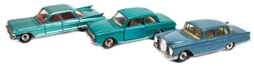 TRES COCHES DINKY TOYS