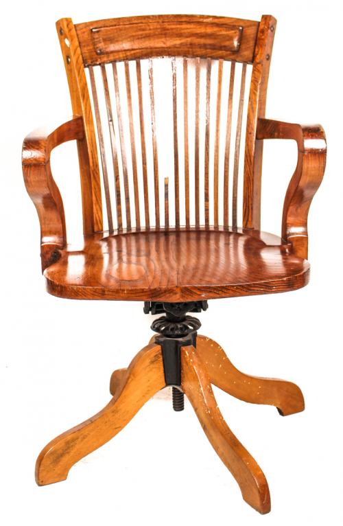 SILLÓN DE DESPACHO AMERICANO