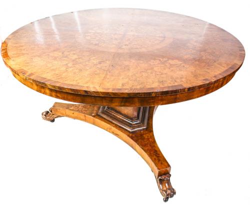 MESA DE COMEDOR DEL SIGLO XIX