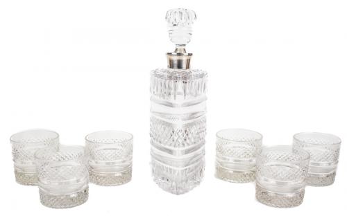 BOTELLA Y SEIS VASOS