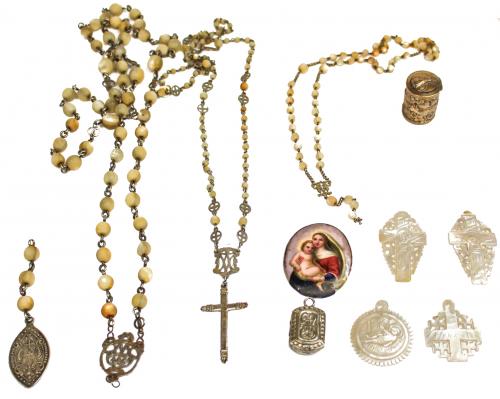 LOTE RELIGIOSO FLES. S.XIX-PPA.S.XX