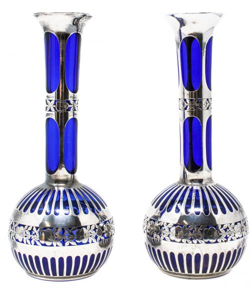 PAREJA DE JARRONES EN CRISTAL Y PLATA