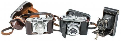 TRES CAMARAS FOTOGRAFICAS