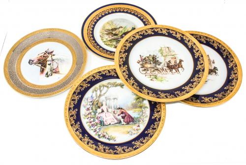 CINCO PLATOS EN PORCELANA DE LIMOGES Y BAVARIA