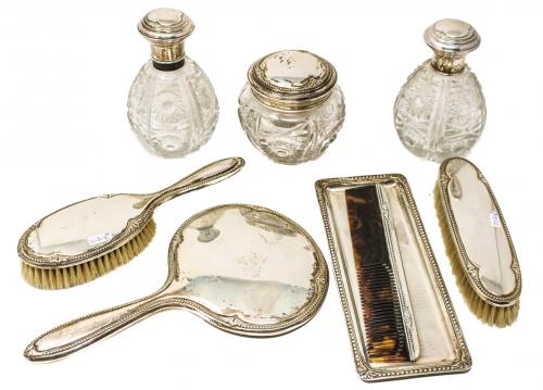 JUEGO DE TOCADOR EN PLATA Y CRISTAL