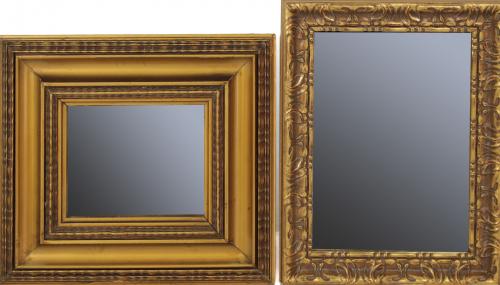 DOS PEQUEÑOS ESPEJOS DE PARED