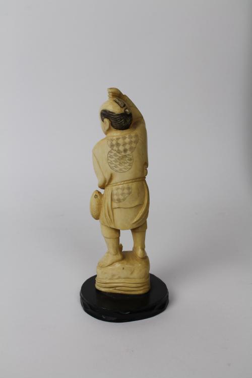 "PESCADOR CON PEZ"