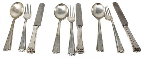 CONJUNTO DE CUBIERTOS EN PLATA