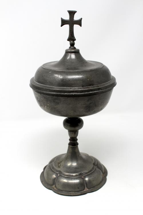 RECIPIENTE PARA LA SAGRADA FORMA