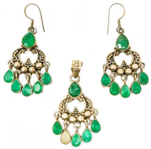 CONJUNTO DE PENDIENTES Y COLGANTE